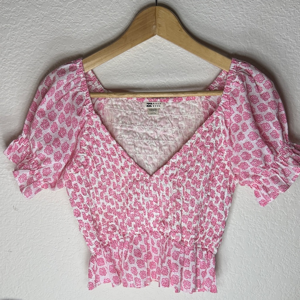Billabong Pink Floral Smocked V-Neck‎ Puff Sleeve Top
